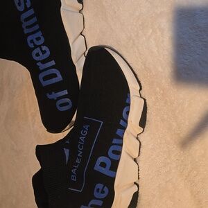 Balenciaga 7 EUC The Power of Dreams